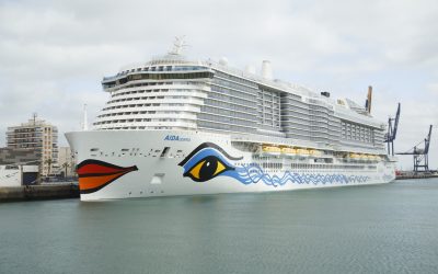 El crucero AidaCosma bate el récord de pasajeros en un solo barco del Puerto de Cádiz